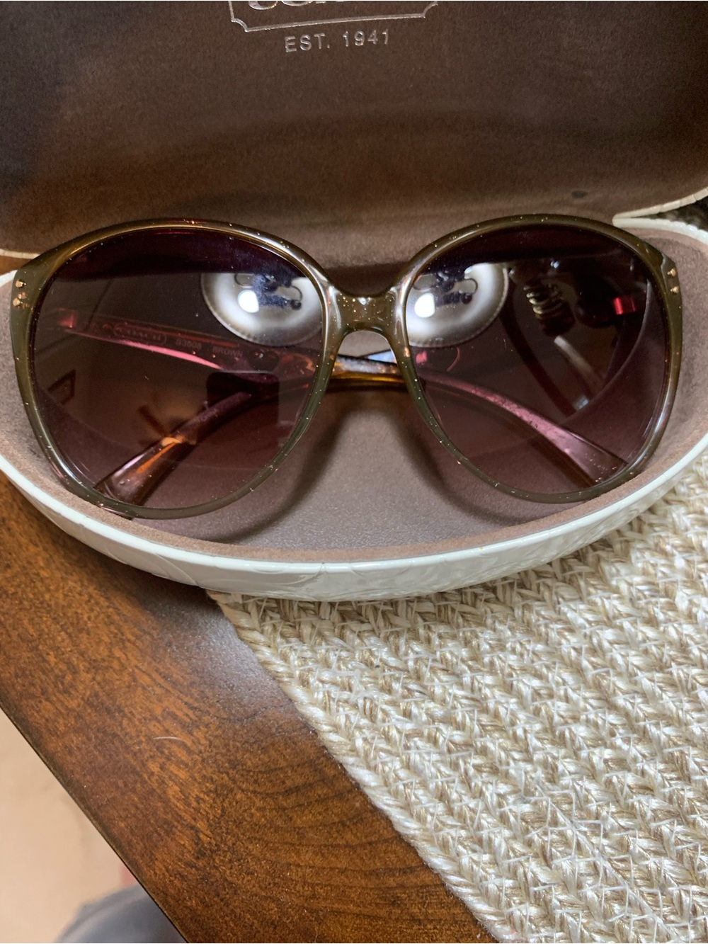 Vintage Coach S3008 Crystal Brown Oversized Sunglasses w/ Case.